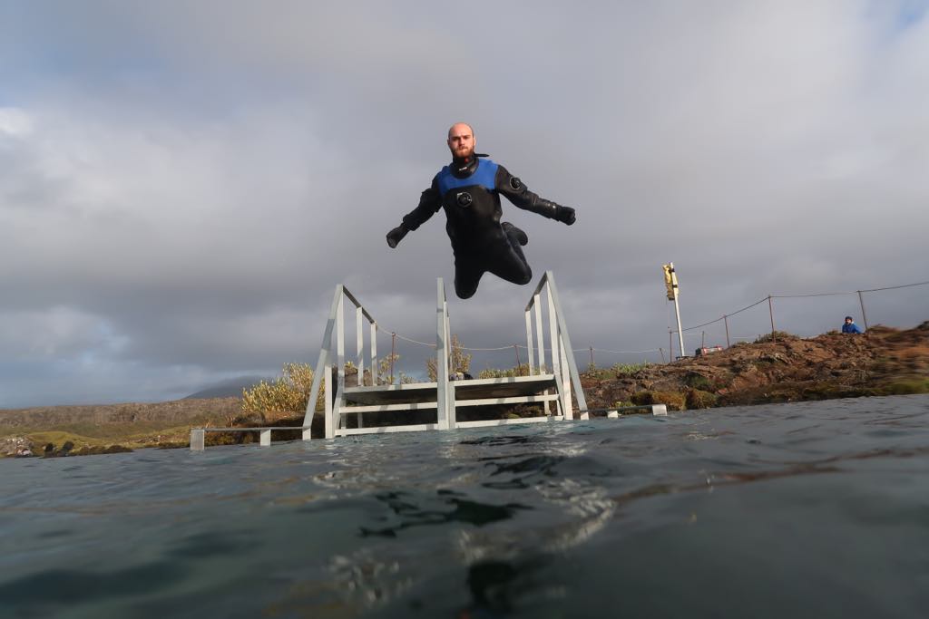 gabriel-snorkeling-guide-dive.is-iceland.jpg