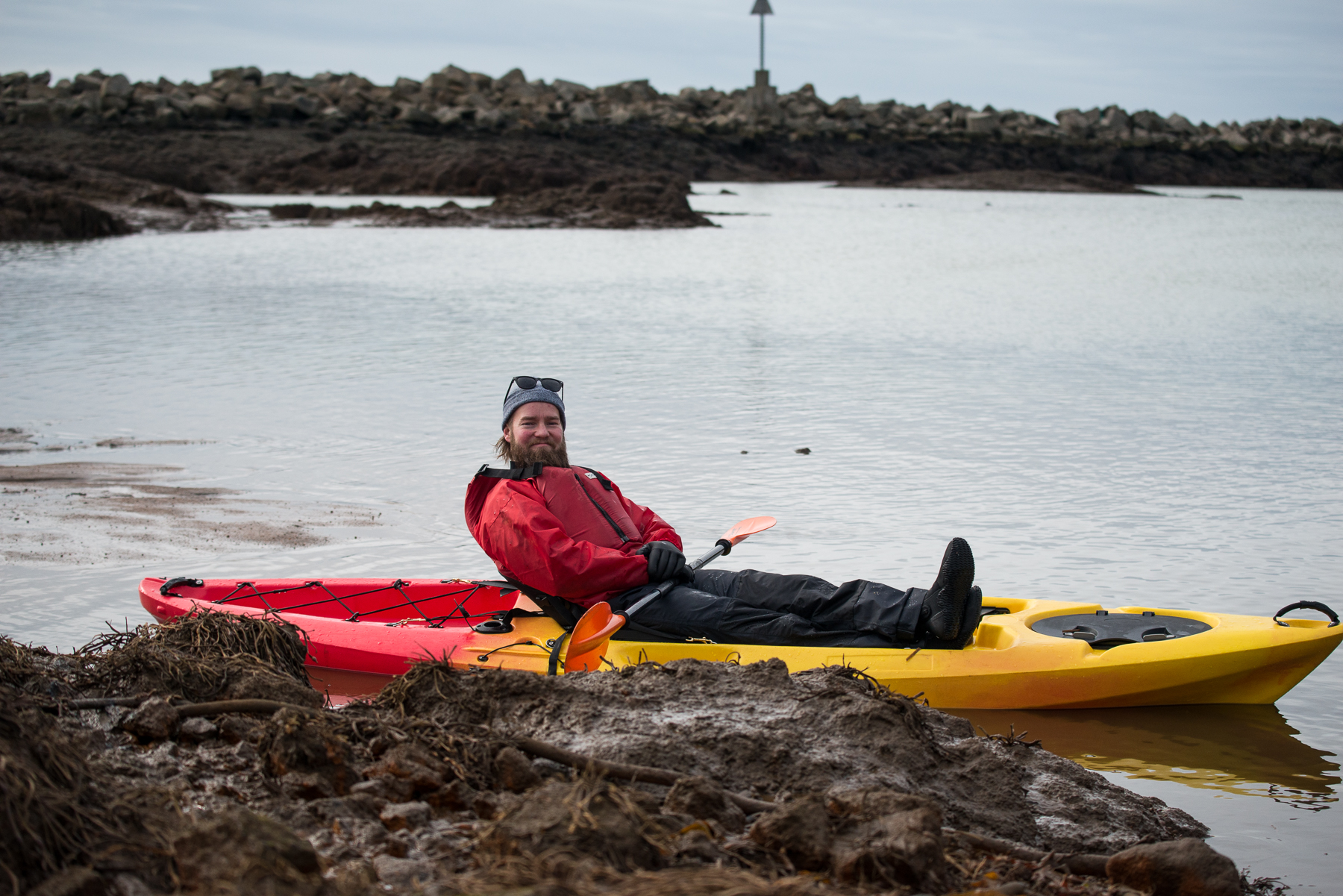 hossi-resting-kayaking