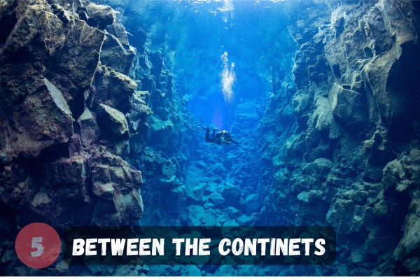 Dive between the continents.