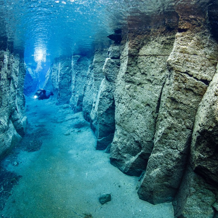 nesgja-fissure-diveis-iceland-720x720.jpg